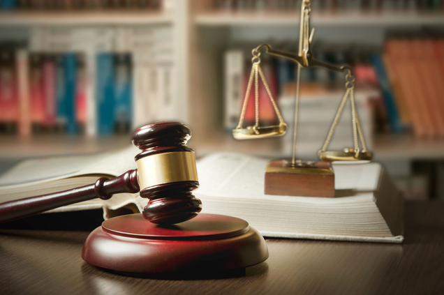 Illustration for article titled Factors To Consider When Hiring A Lawyer